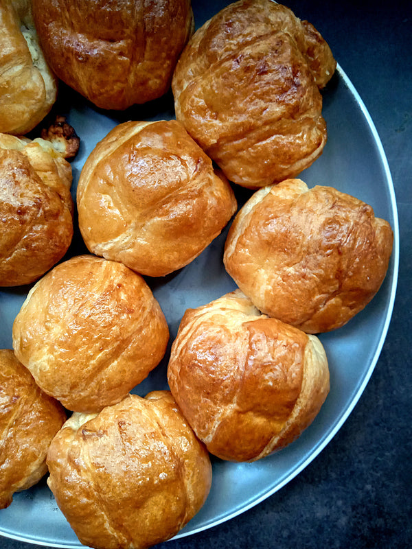 Barefoot Kitchen Honey Roasted BBQ Butter Rolls (Baked Method)